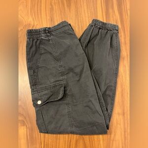 Women’s Black Cargo Pants Garage